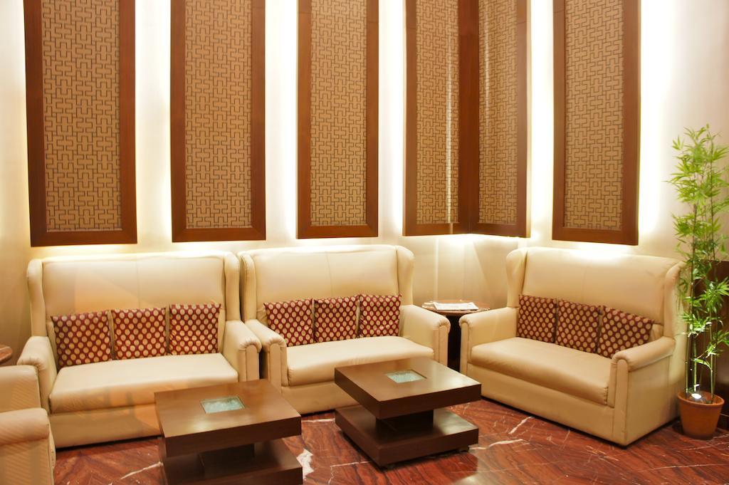 Hotel Surya Plaza Kota  Εξωτερικό φωτογραφία