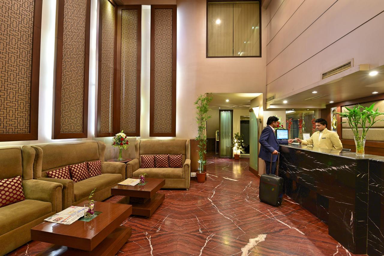 Hotel Surya Plaza Kota  Εξωτερικό φωτογραφία