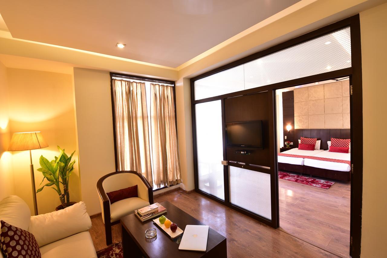 Hotel Surya Plaza Kota  Εξωτερικό φωτογραφία
